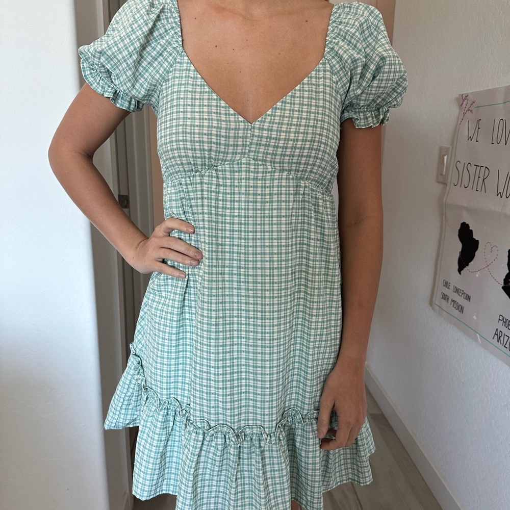 Elegant Green Checkered Puff Sleeve Mini Dress